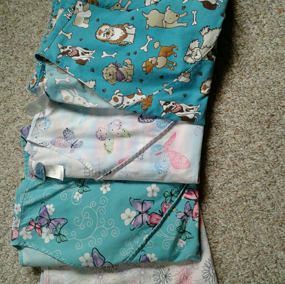Scrub Tops - Picture 2 of 8